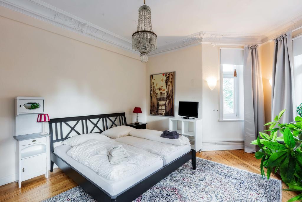 Heinsens Ellerbek Bed & Breakfast Luaran gambar