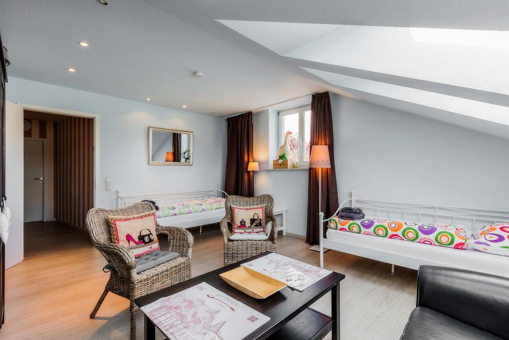 Heinsens Ellerbek Bed & Breakfast Luaran gambar