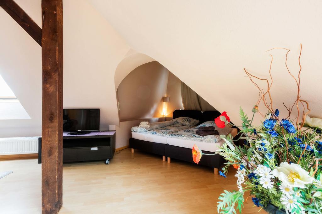 Heinsens Ellerbek Bed & Breakfast Luaran gambar